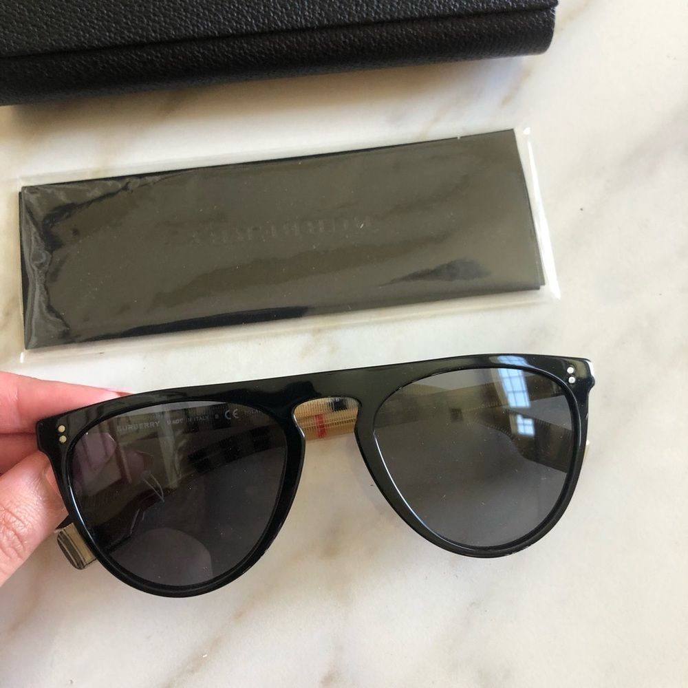 🔥NEW POLARIZED BURBERRY FLAT TOP SUNGLASSES - Picture 4 of 14